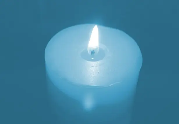 Голубая свеча