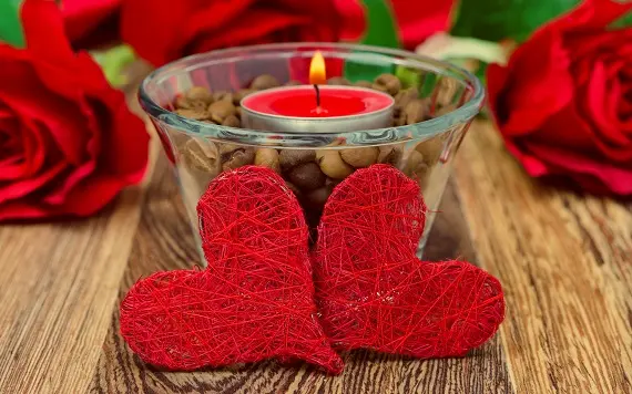 Ритуалы с красной свечой на любовь