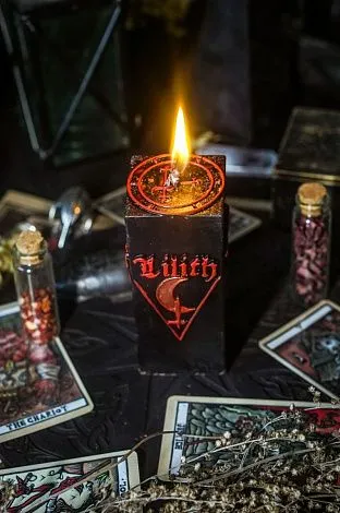 Свеча "Темная Мать Лилит" с ритуалом
