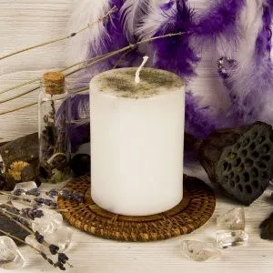 Свеча с травами 