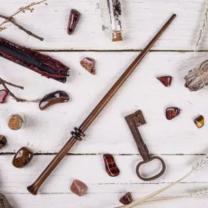 Магический жезл из кедра