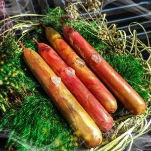 Катаная восковая свеча 