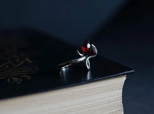 Серебряное кольцо "Змея"