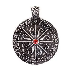 Женский амулет 