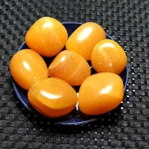 Кальцит золотой, галтовка 2-2,5 см (ок. 25 г), 1 шт. фото