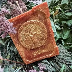 Свеча «Благодарность роду» с ладаном