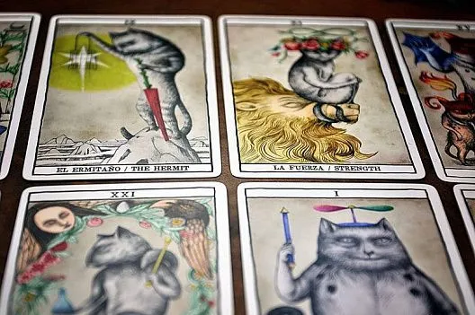 Таро Кошек Аны Хуан (Tarot Cats by Ana Juan)
