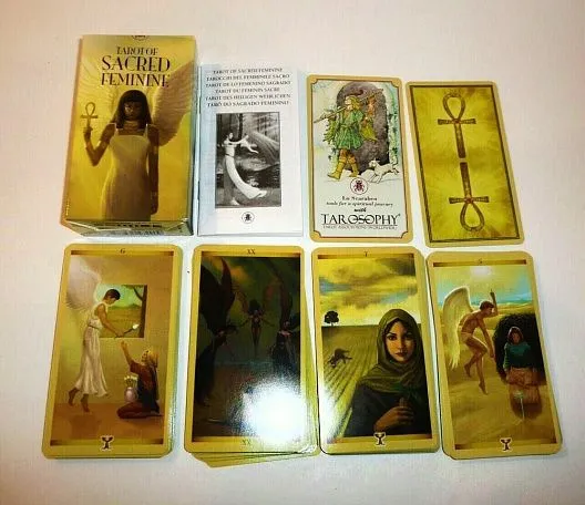 Таро Священной женственности (Tarot of Sacred Feminine)