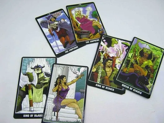 Fradella Adventure Tarot (Таро Супергероев Франка Фраделлы)