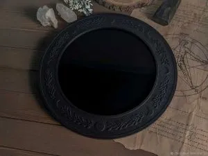Черное зеркало 
