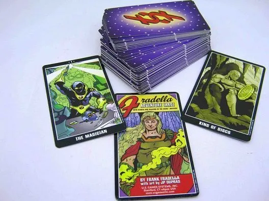 Fradella Adventure Tarot (Таро Супергероев Франка Фраделлы)