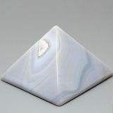 Агат серый, пирамида 5 х 3,5 см (ок. 90 г)