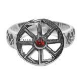 Серебряное кольцо &quot;Коловрат&quot; с гранатом, р-р 17.5
