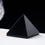 Обсидиан черный, пирамида 3 х 3 см