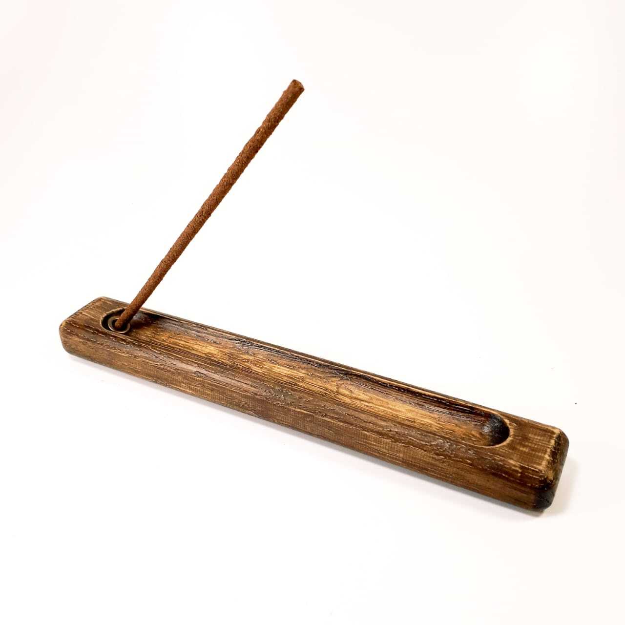 

Подставка для безосновных благовоний-палочек деревянная (состаренный кедр)