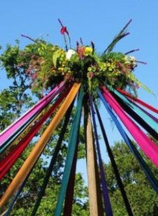 Maypole Maypole_2