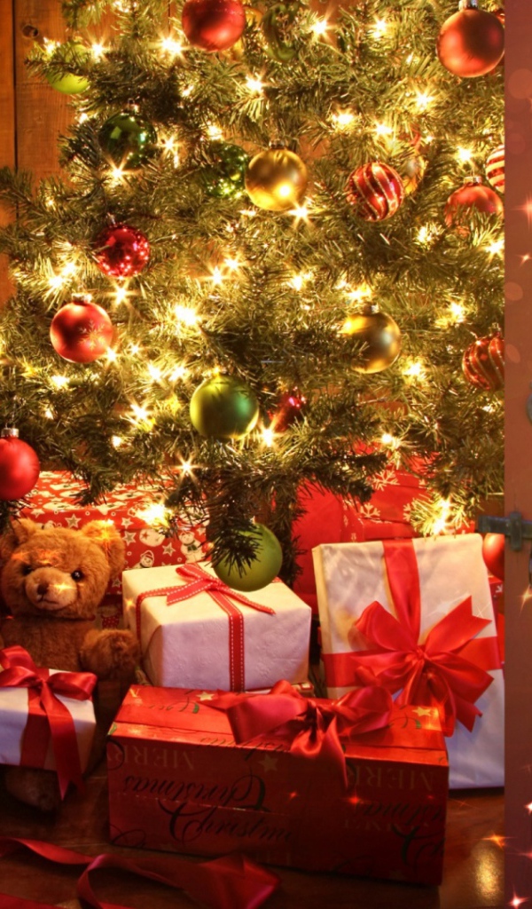 New_Year_wallpapers_On_new_year_s_eve_the_new_year_tree_and_the_presents_050609_28.jpg New_Year_wallpapers_On_new_year_s_eve_the_new_year_tree_and_the_presents_050609_28.jpg