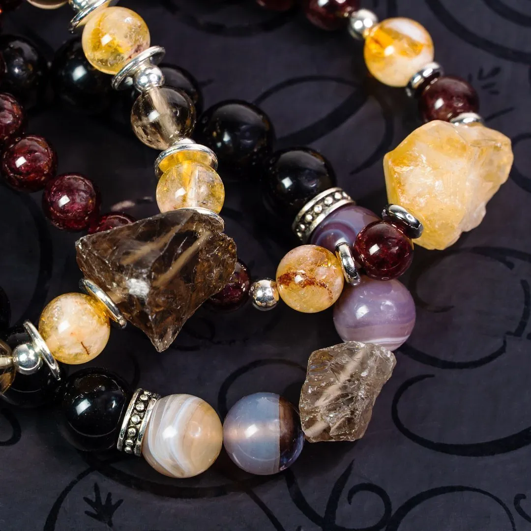 Браслет "Энергия преображения" из дымчатого кварца и цитрина с кристаллом дымчатого кварца