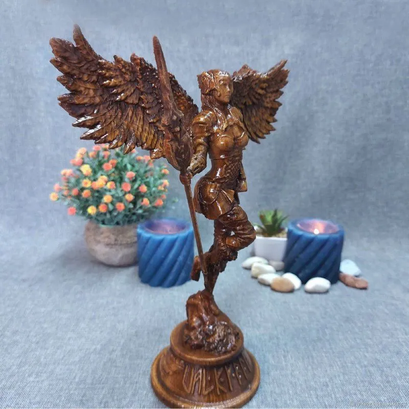 Алтарная статуэтка "Валькирия"