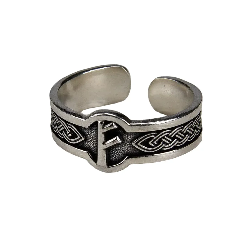 Серебряное кольцо с руной "Феху"