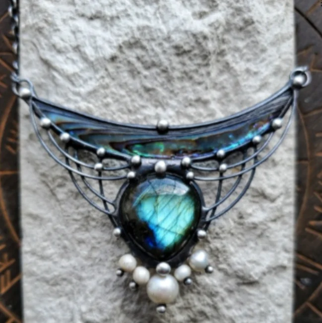 Кулон "Сердце Сирены"