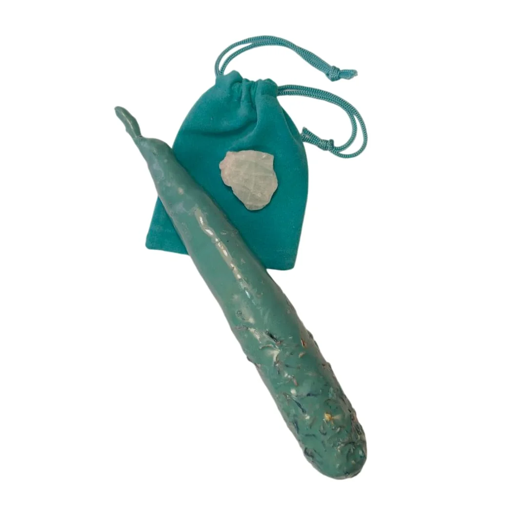 Катаная свеча “Удачная сделка” с флюоритом