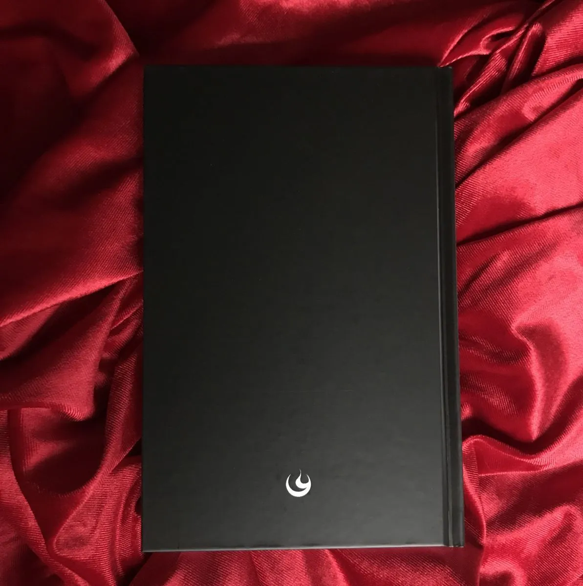 Фрейя Асвинн "Руны и мистерии северных народов"