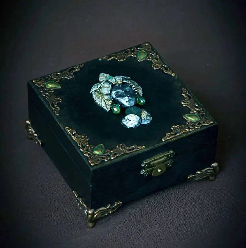 Шкатулка "Лесная Ведьма"