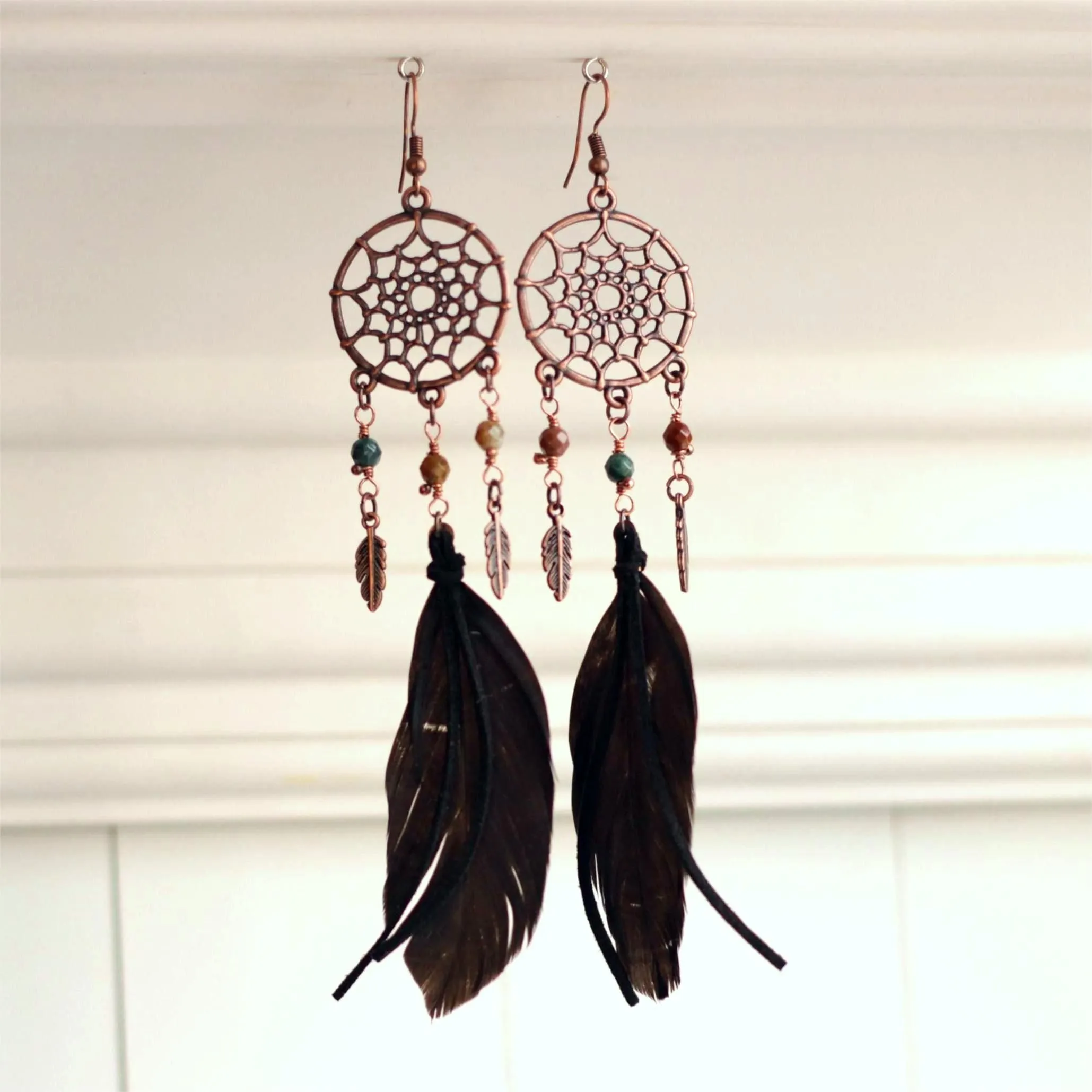 Серьги "Посланники небес" с перьями птиц, в ассортименте