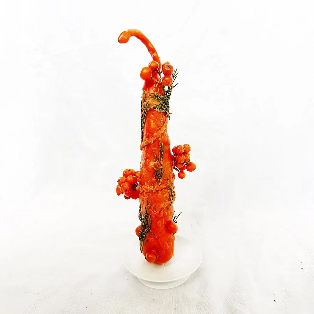 Катаная живая свеча "Два осенних урожая" с рябиной