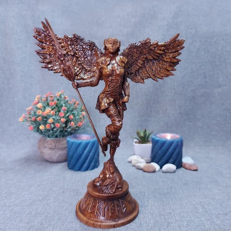 Алтарная статуэтка "Валькирия"