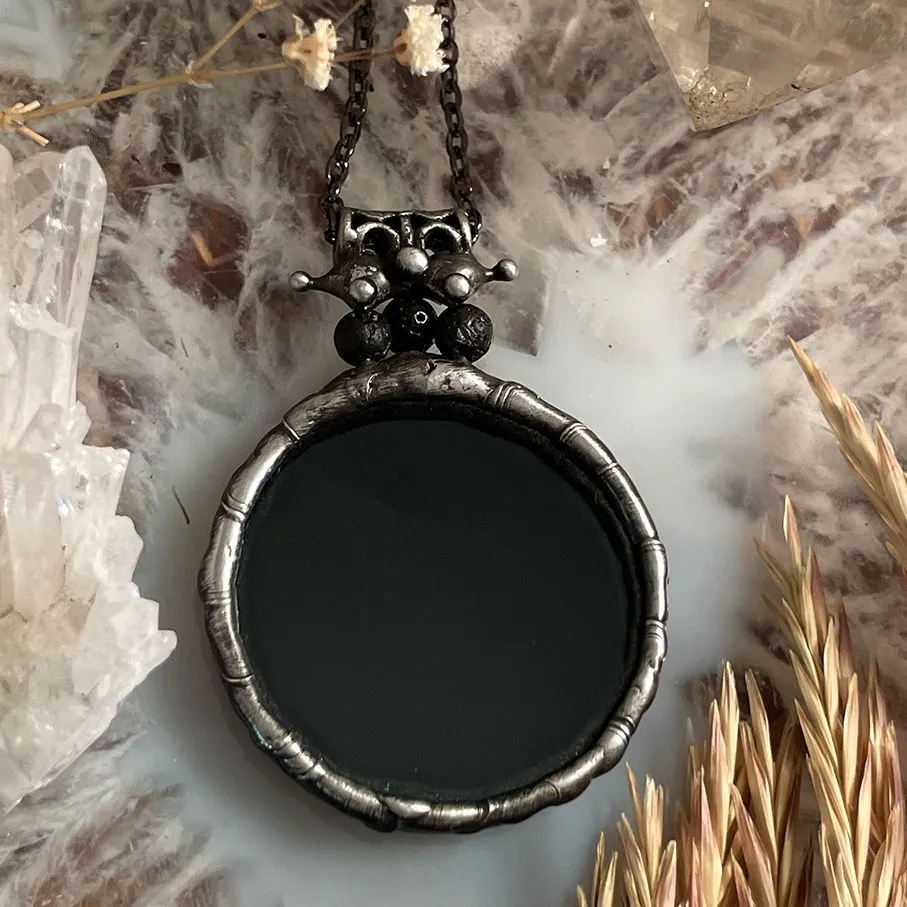 Кулон "Застывшая бездна"