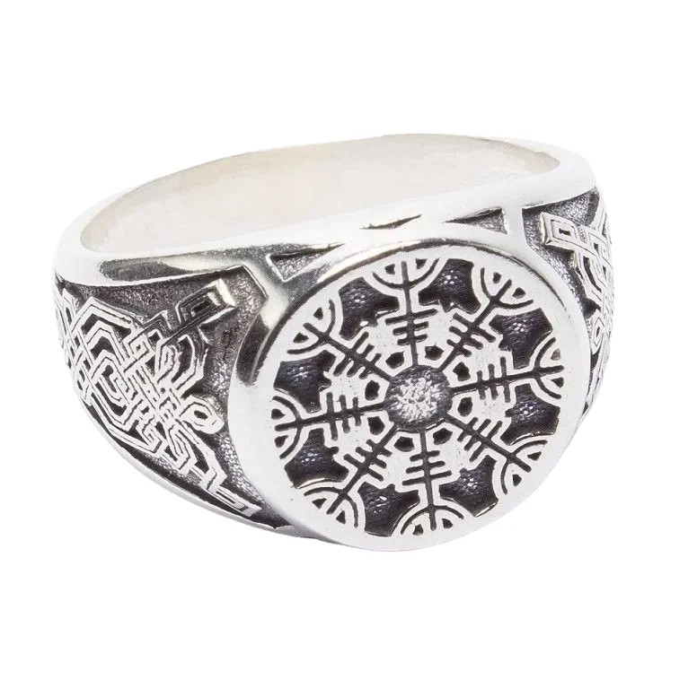 Серебряный перстень-печатка "Шлем Ужаса", размер 20