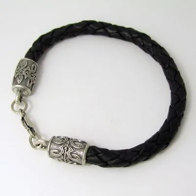 Браслет "Витязь" кожаный с посеребренным замком