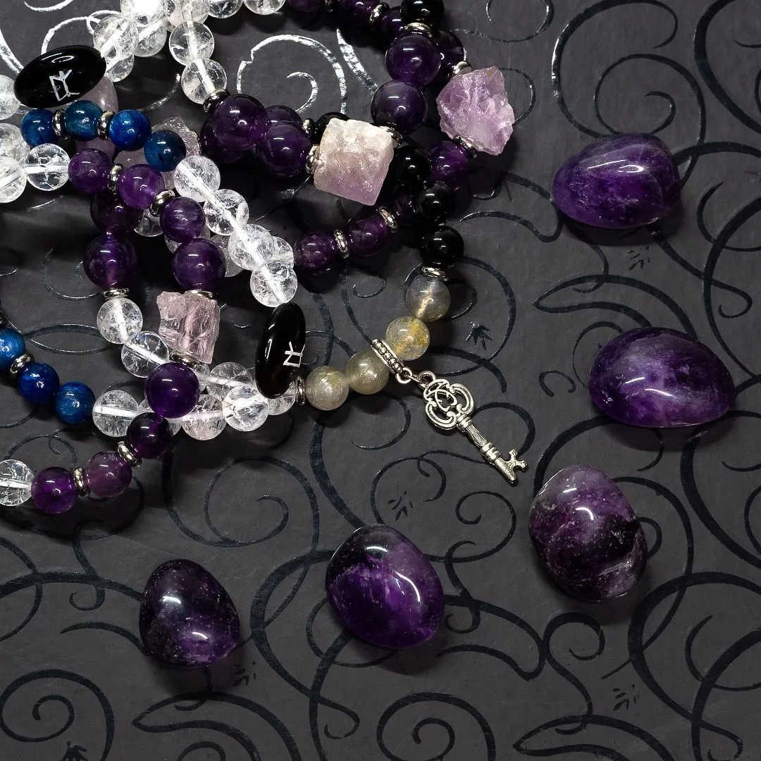 Браслет "Печать Хель" из натуральных камней