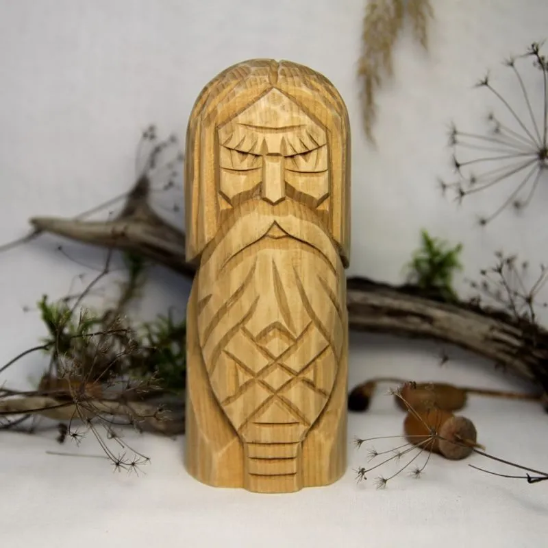 Славянский кумир "Стрибог"