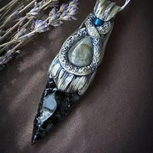 Ритуальный нож-кулон