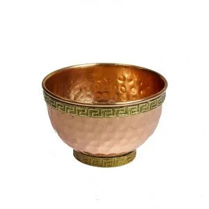 Алтарная чаша из меди, чеканная